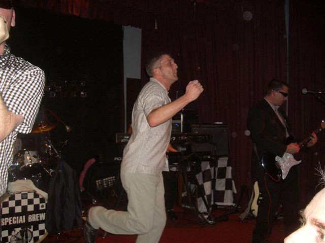 photo4.jpg